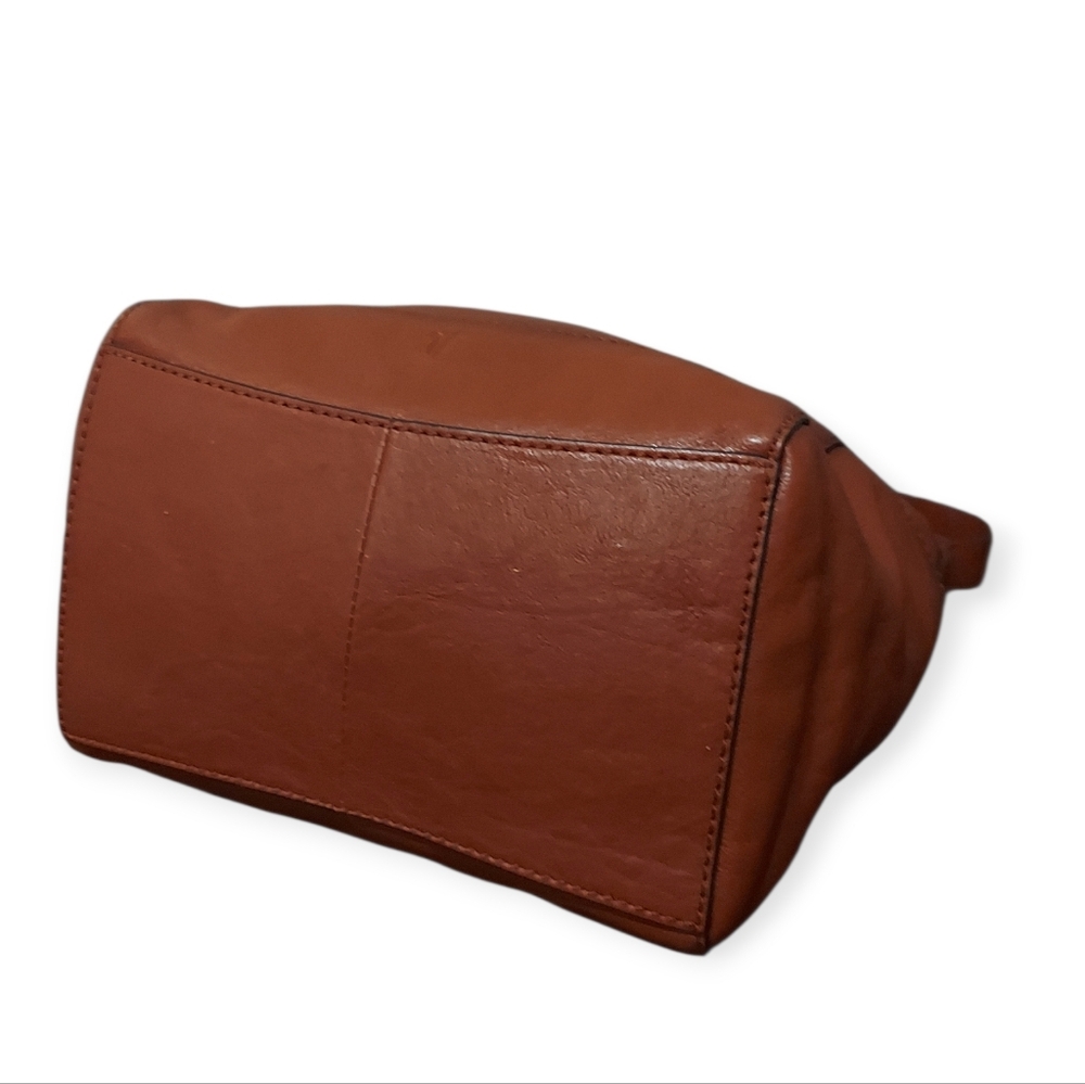 Frye Leather Side Pocket Shoulder Bag Great Condition - Picture 10 of 12